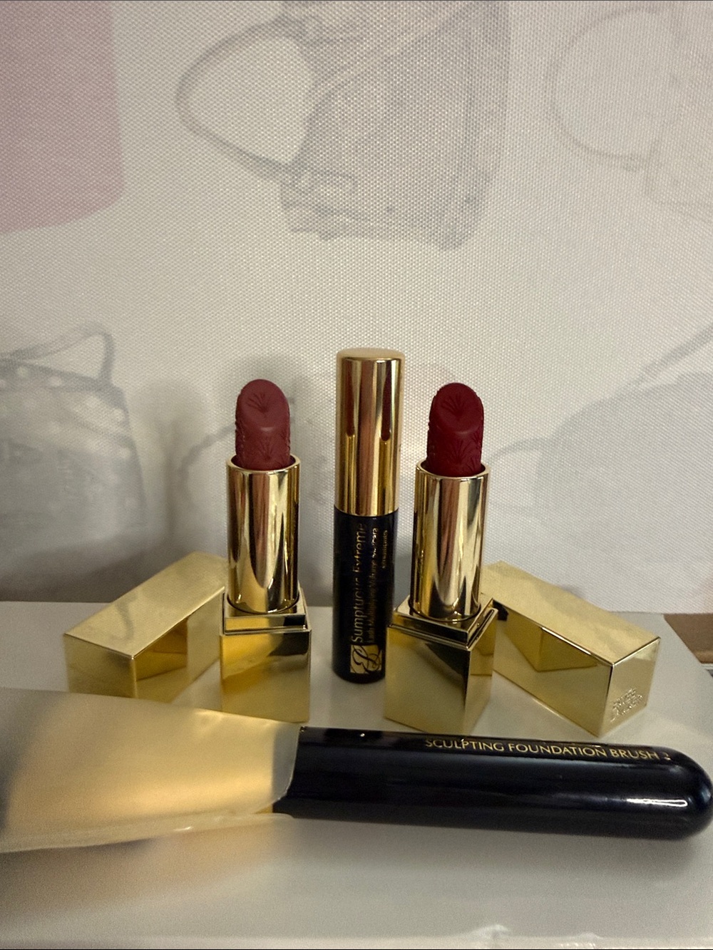 S Estee Lauder Lipstick, Mascara & Makeup Brush Set (4 Pieces)